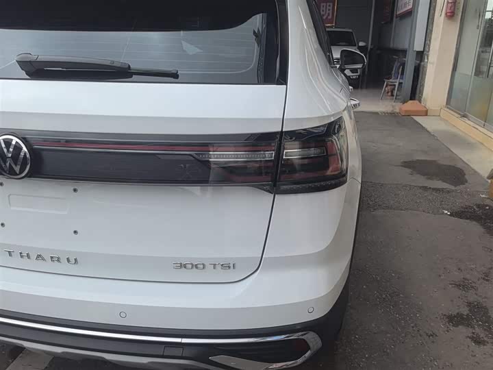 Фото 8 - Volkswagen Tharu