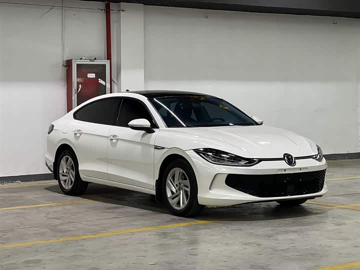 Фото 3 - Volkswagen Lamando L