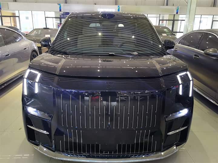 Фото 3 - Zeekr 009