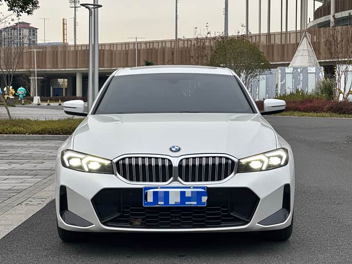 Фото 2 - BMW 3 Series