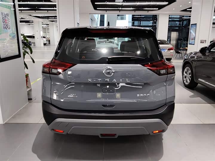 Фото 6 - Nissan X-Trail