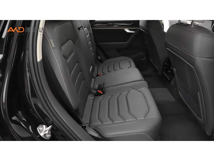 Фото 8 - Volkswagen Touareg