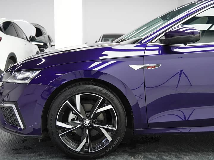 Фото 8 - Skoda Octavia Pro