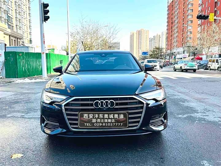 Фото 3 - Audi A6L