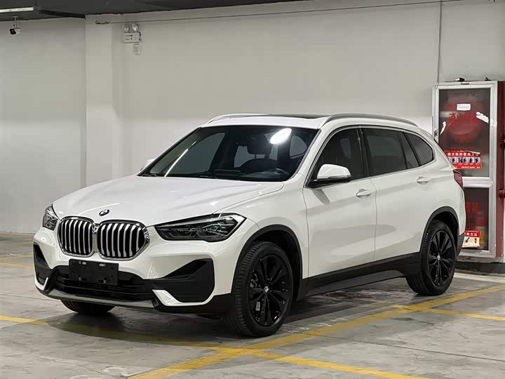 Фото 1 - BMW X1