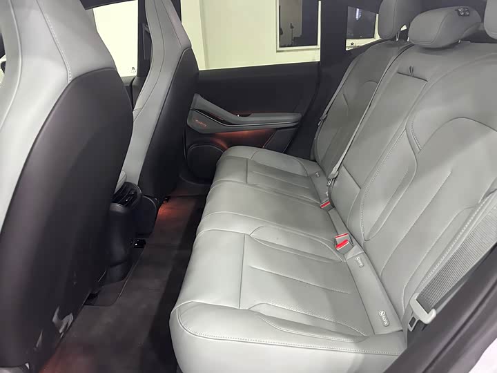 Фото 6 - Nio ET5