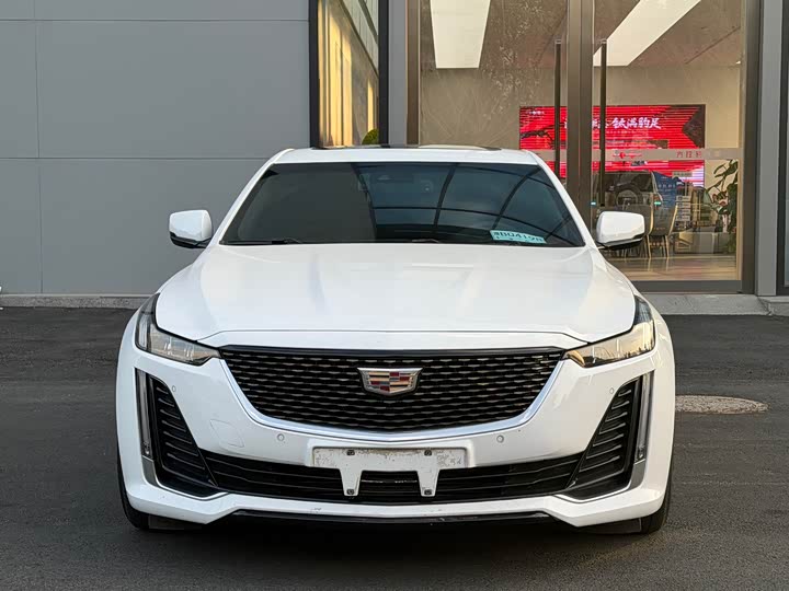 Фото 2 - Cadillac CT5