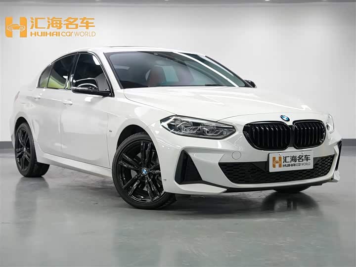 Фото 3 - BMW 1 Series