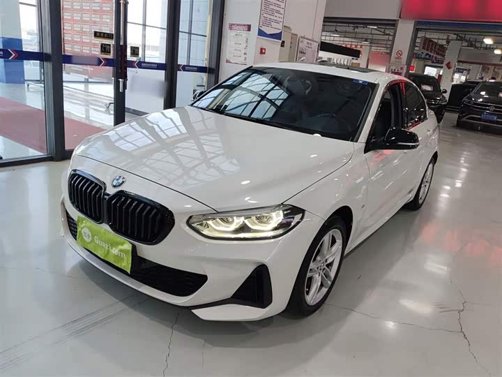 Фото 1 - BMW 1 Series