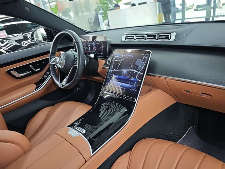 Фото 8 - Mercedes-Benz S-Class