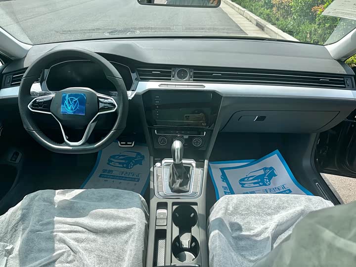 Фото 16 - Volkswagen Magotan