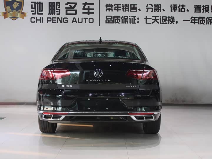 Фото 25 - Volkswagen Magotan