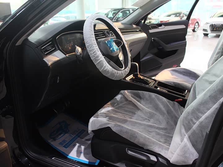 Фото 26 - Volkswagen Magotan