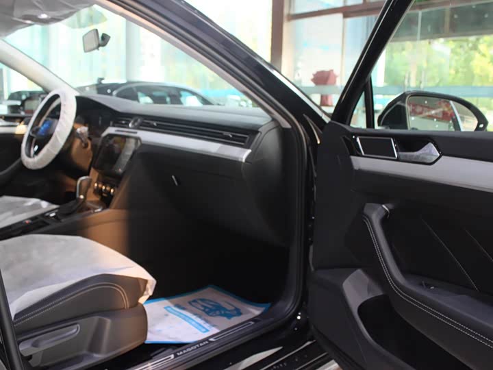 Фото 29 - Volkswagen Magotan