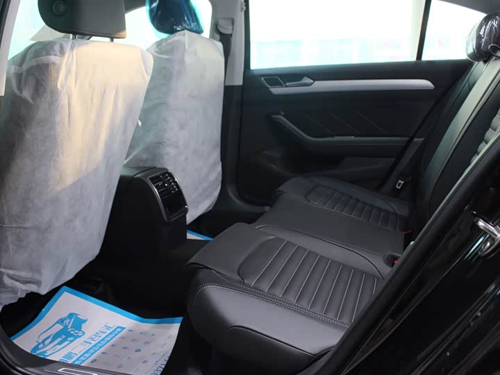 Фото 31 - Volkswagen Magotan