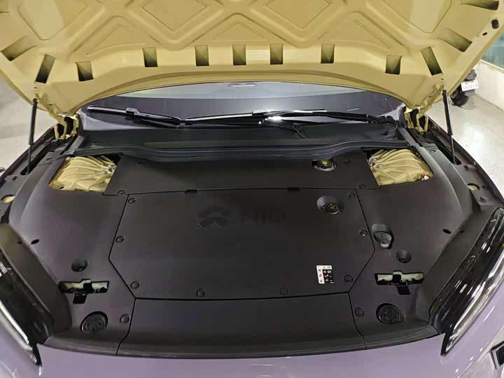 Фото 7 - Nio ET5T