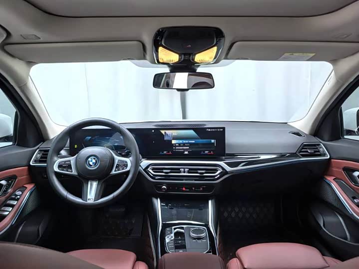 Фото 4 - BMW i3