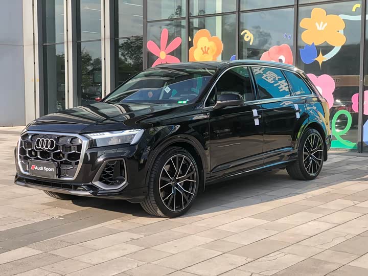 Фото 2 - Audi Q7