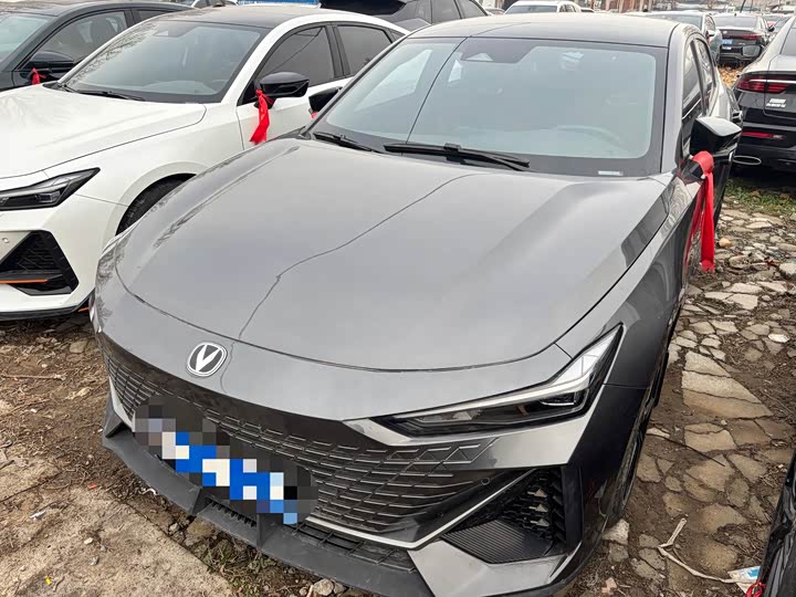 Фото 1 - Changan UNI-V