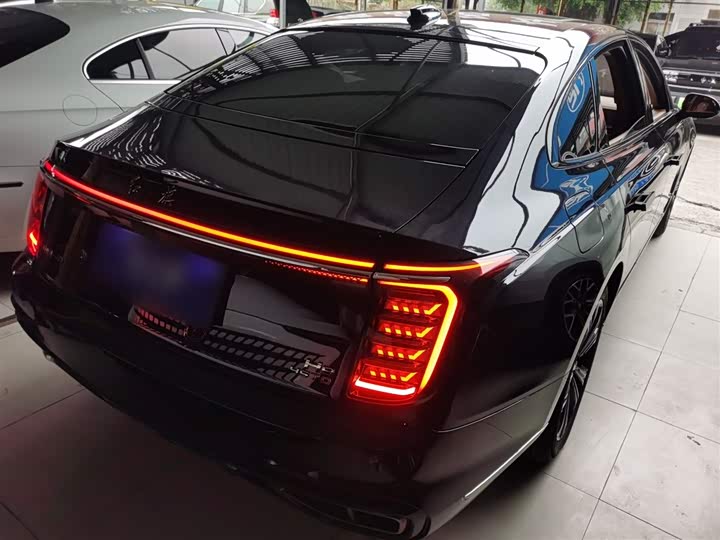 Фото 7 - Hongqi H9