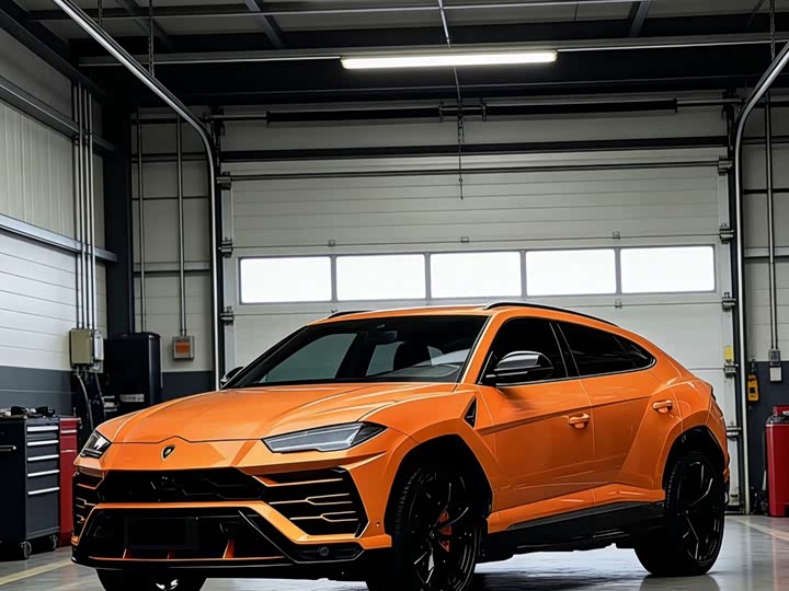 Фото 1 - Lamborghini Urus