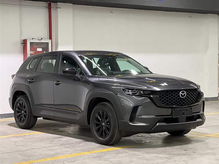 Фото 3 - Mazda CX-50