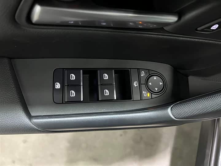 Фото 9 - Mazda CX-50