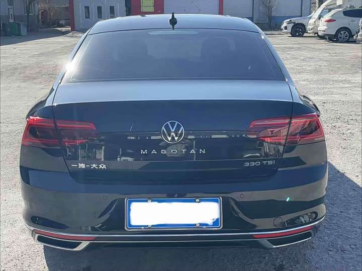 Фото 4 - Volkswagen Magotan