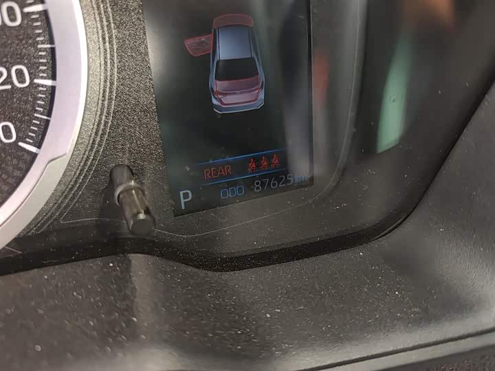 Фото 5 - Toyota Corolla