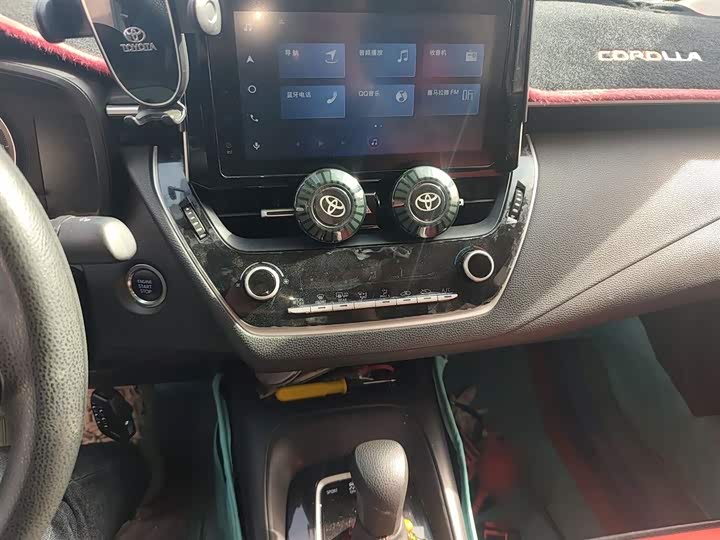 Фото 6 - Toyota Corolla