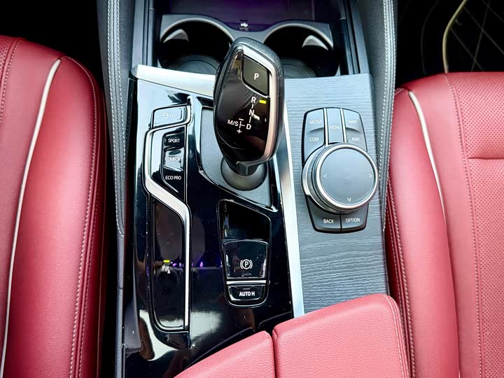 Фото 4 - BMW 5 Series