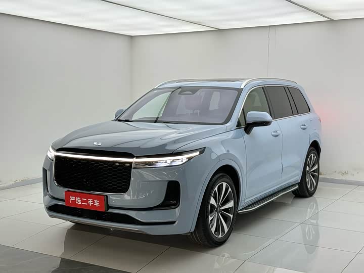 Фото 1 - LiXiang One