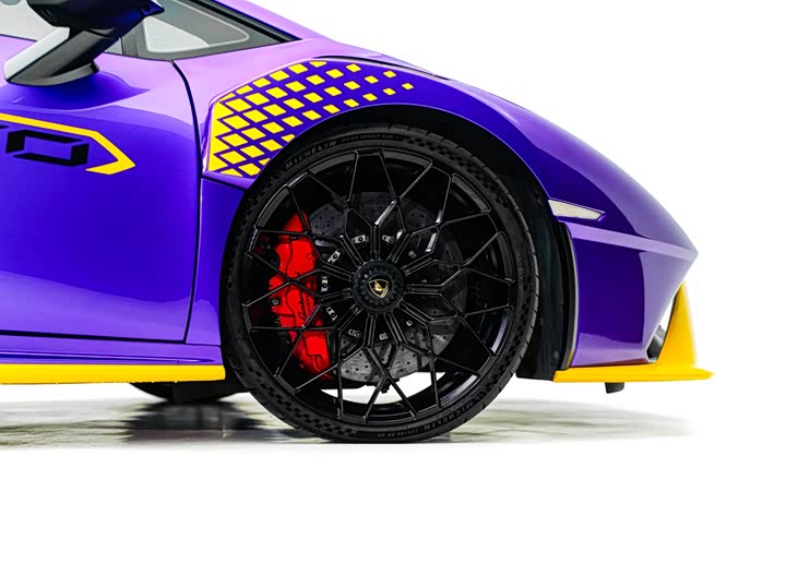 Фото 7 - Lamborghini Huracán