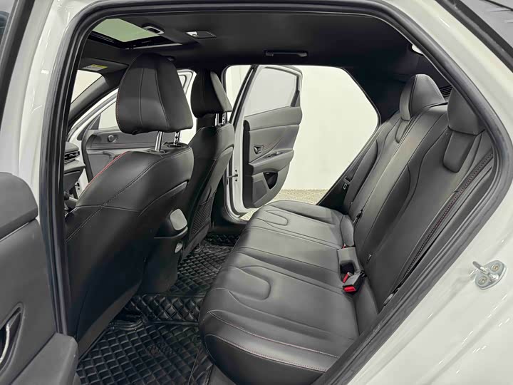 Фото 6 - Hyundai Elantra N line