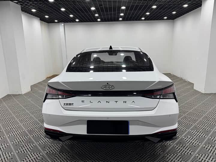 Фото 8 - Hyundai Elantra N line