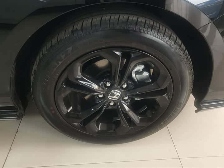 Фото 6 - Honda Accord