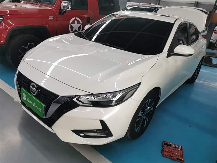 Фото 2 - Nissan Sylphy