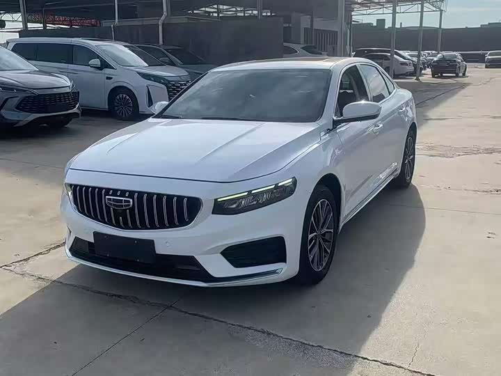 Фото 1 - Geely Preface