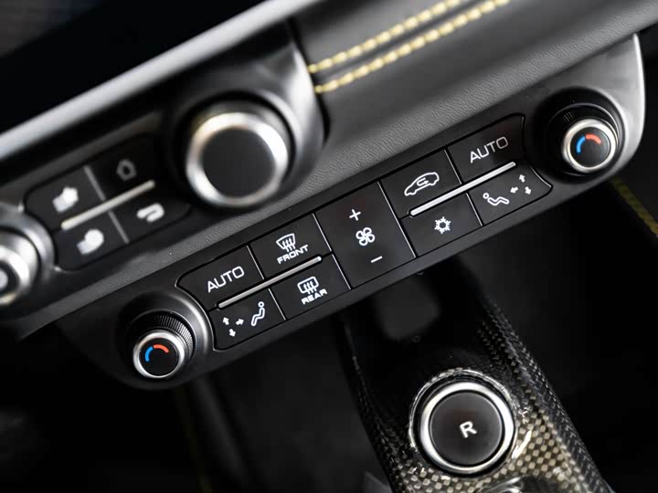 Фото 8 - Ferrari Portofino