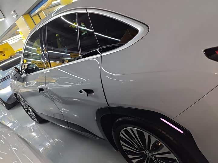 Фото 5 - Nio EC6