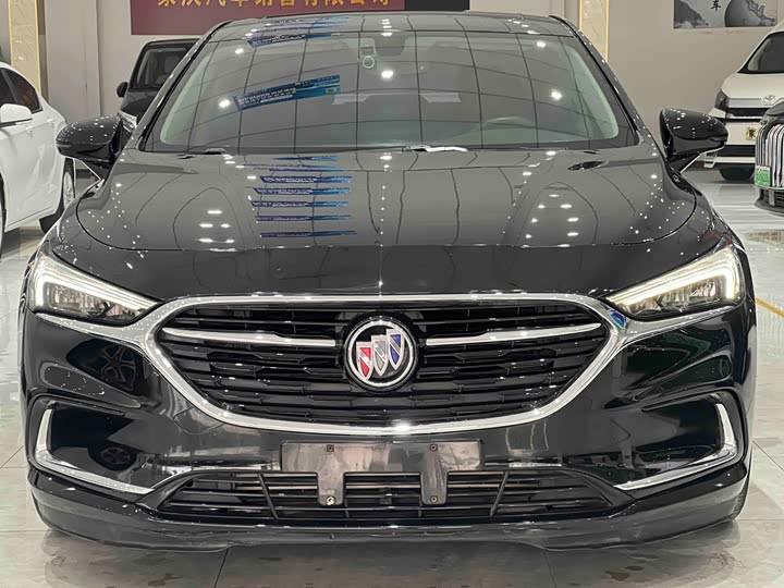 Фото 2 - Buick LaCrosse