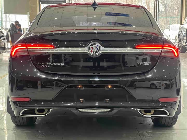 Фото 4 - Buick LaCrosse