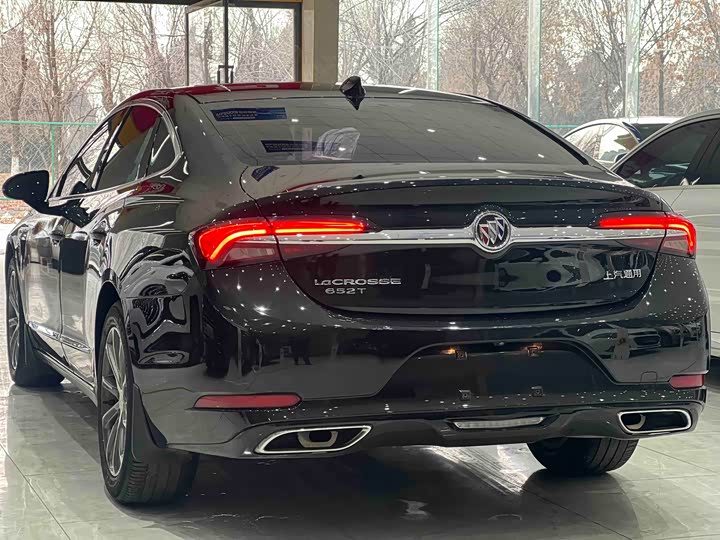 Фото 5 - Buick LaCrosse