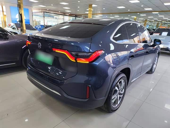 Фото 7 - Nio EC6