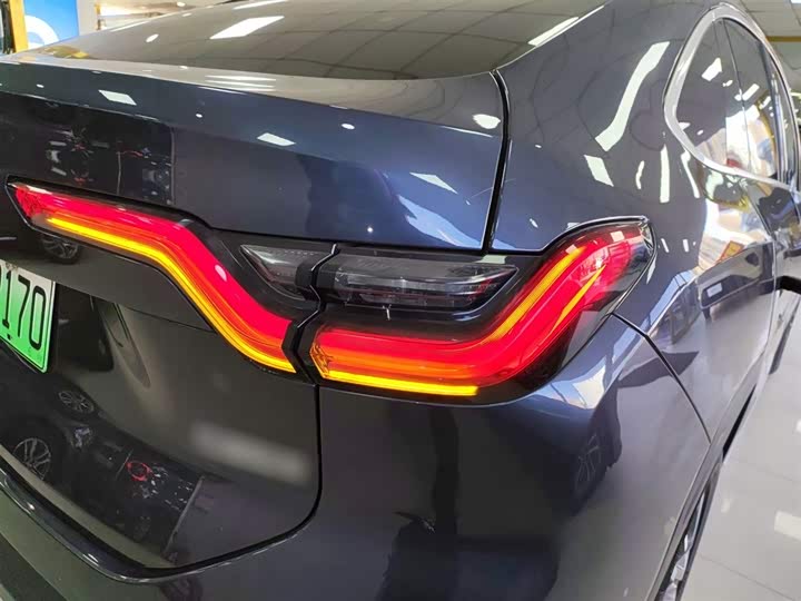 Фото 8 - Nio EC6