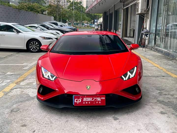 Фото 2 - Lamborghini Huracán