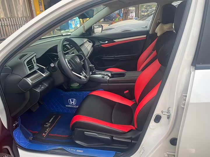 Фото 3 - Honda Civic