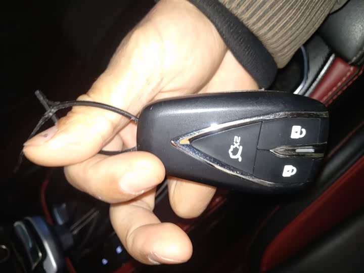 Фото 9 - Changan Oshan X5