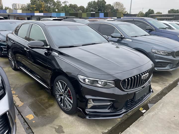 Фото 3 - Geely Preface