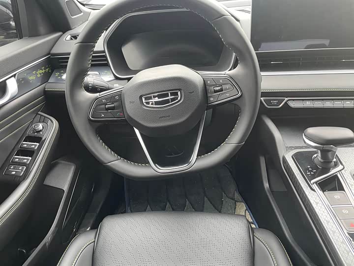 Фото 9 - Geely Preface